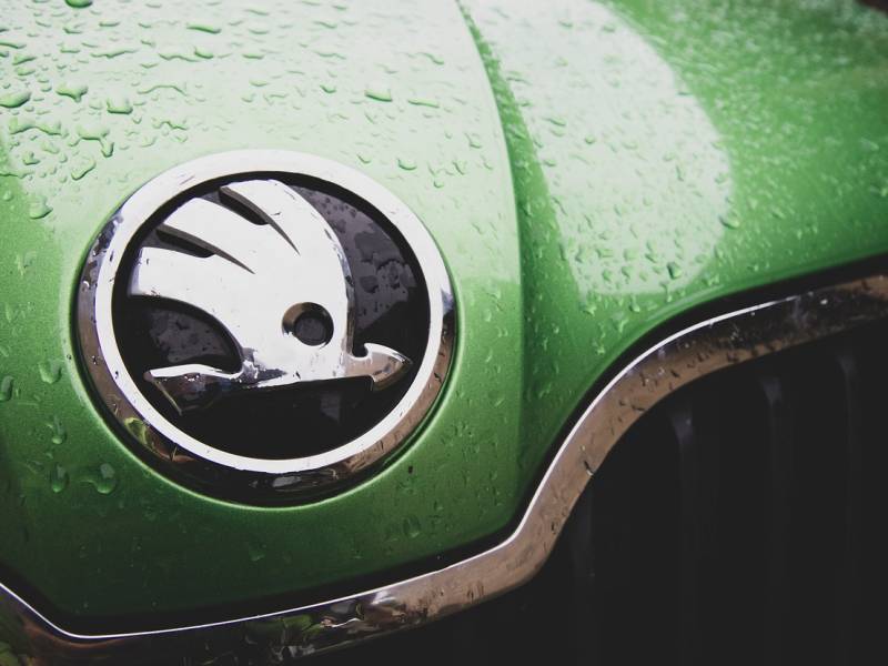 Nowa luksusowa Skoda Superb – przestrzeń, technologia i styl w jednym samochodzie