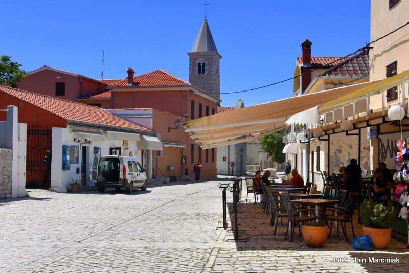 Nin romantyczne miasto w Europie 17