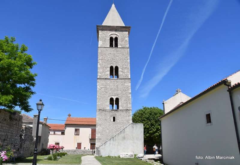 Nin romantyczne miasto w Europie 8