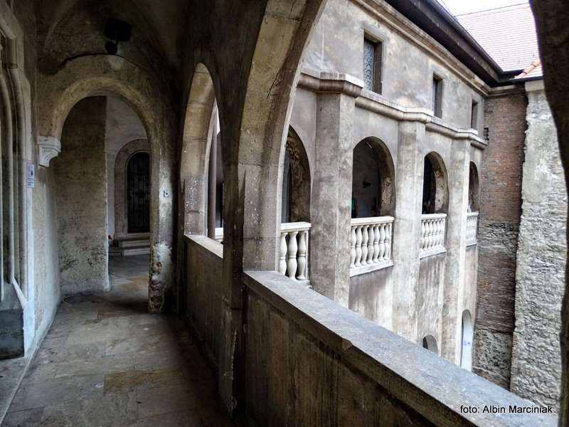 Zamek Hunedoara 35