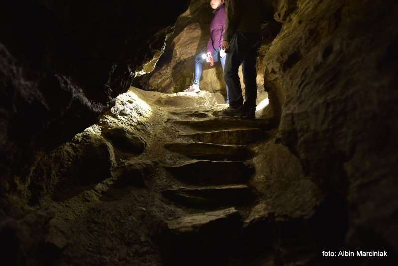 Jaskinia Radochowska 12