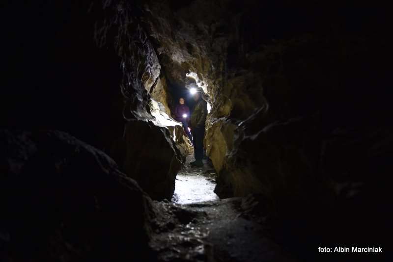 Jaskinia Radochowska 27
