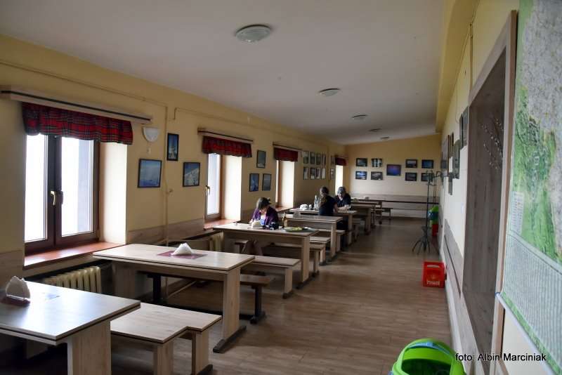 schronisko na Szrenicy 12