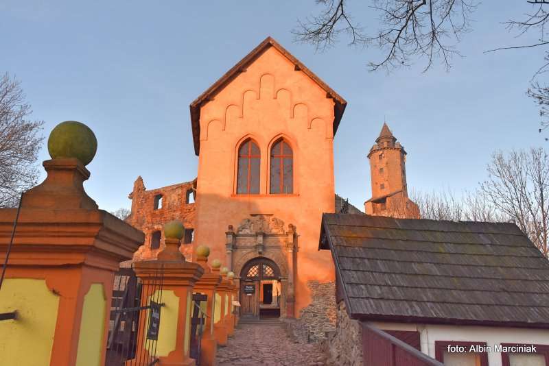 Zamek Grodno Zagorze Slaskie 4