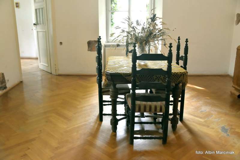 Zamek Leśna Skała w Szczytnej 6