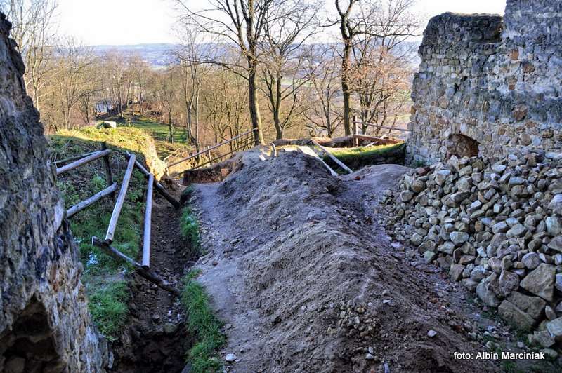  Zamek w Melsztynie 16