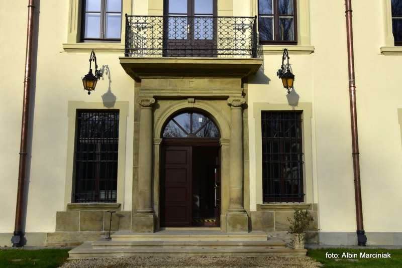 Zamek w Suchej Beskidzkiej 9