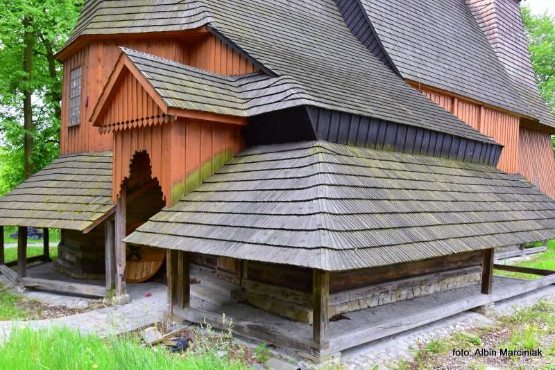 Kosciol Andrzeja Apostola z XVI w w Osieku 13