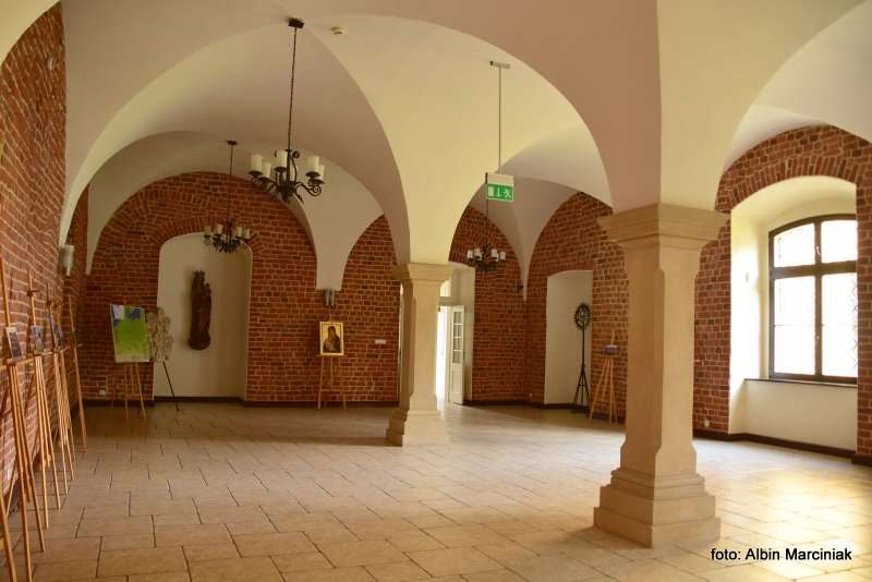 Pocysterski Zespół Klasztorno Pałacowy w Rudach 6