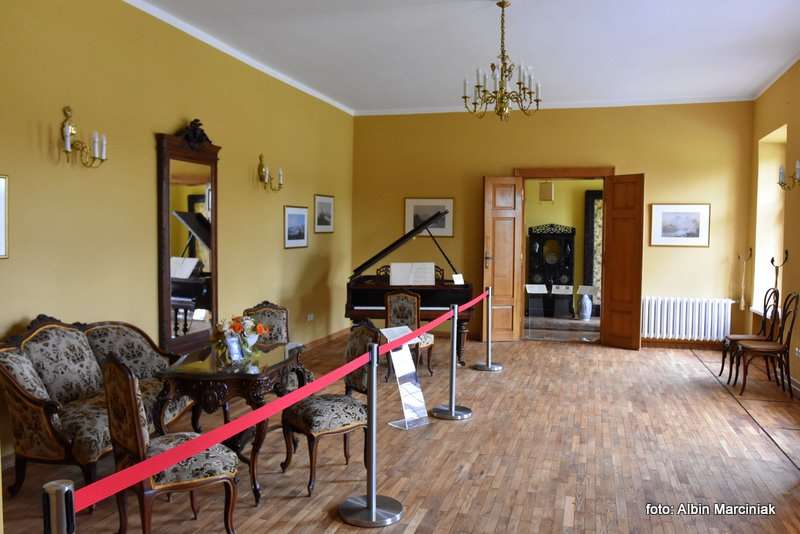 Dworek Ignacego Paderewskiego w Kąśnej Dolnej 17