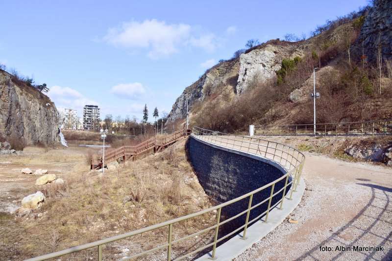 Rezerwat przyrody Kadzielnia Kielce 8