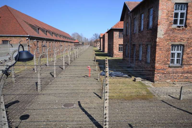 http://www.klubpodroznikow.com/images/stories/relacje/auschwitz/DSC_0273.JPG