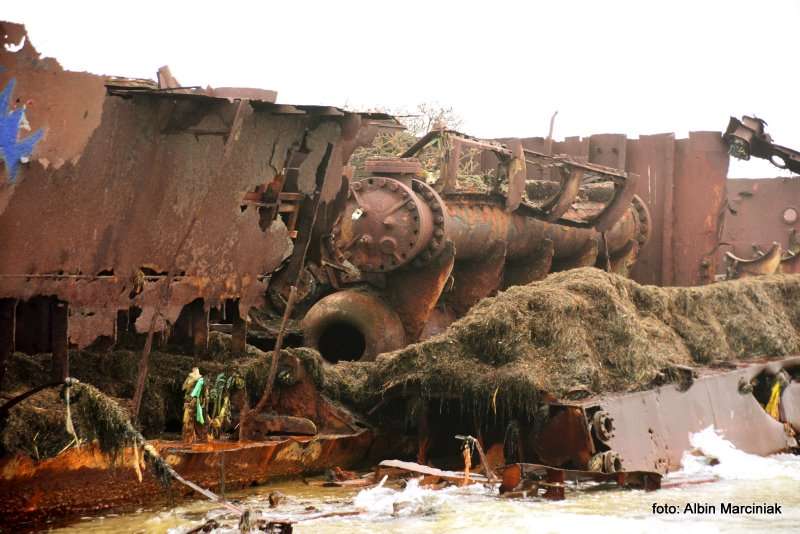 Wrak statku ORP Wicher II oraz ORP Grom II na Helu 11